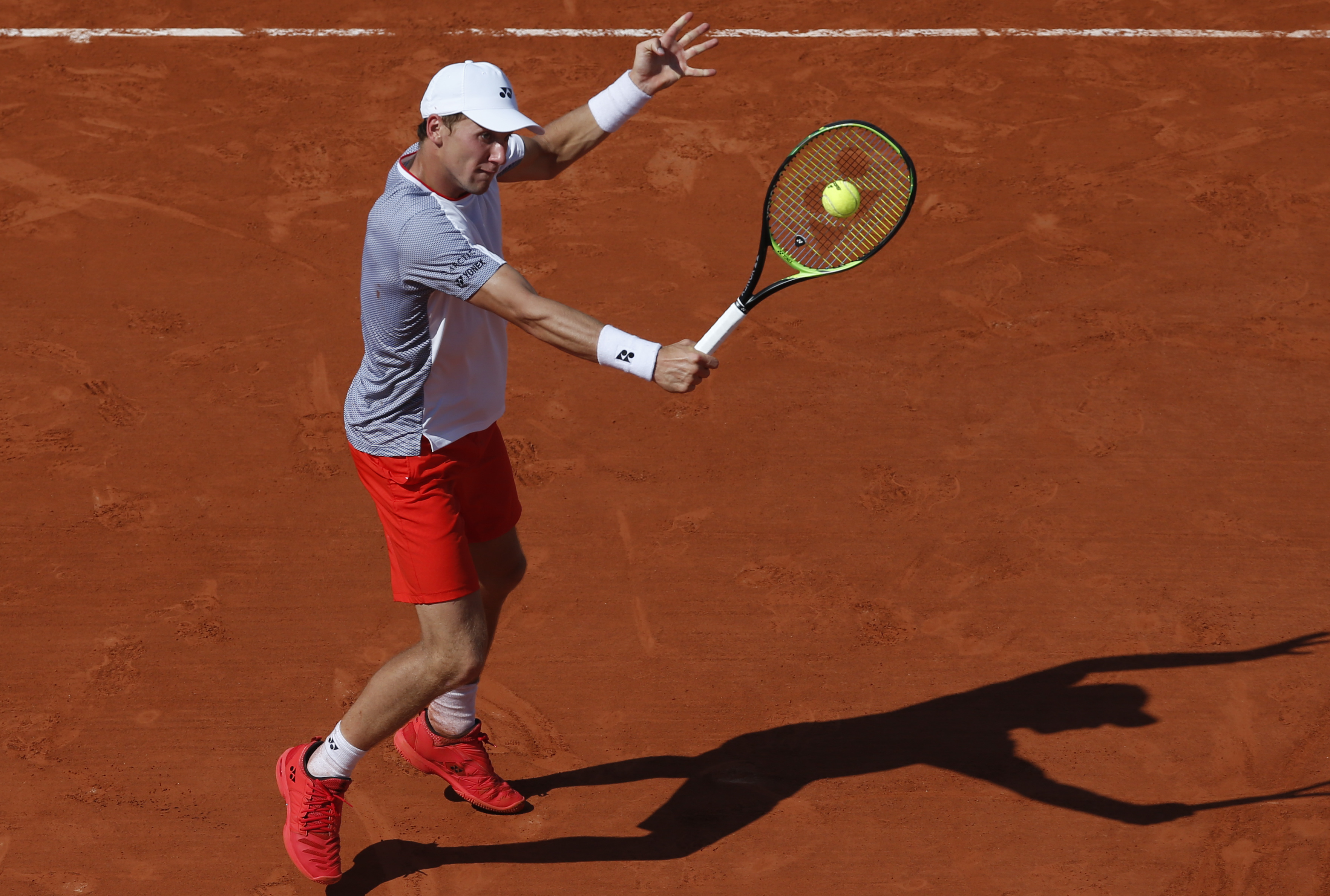 开云体育下载-法国网球队爆冷澳大利亚网球队，费德勒高光表现