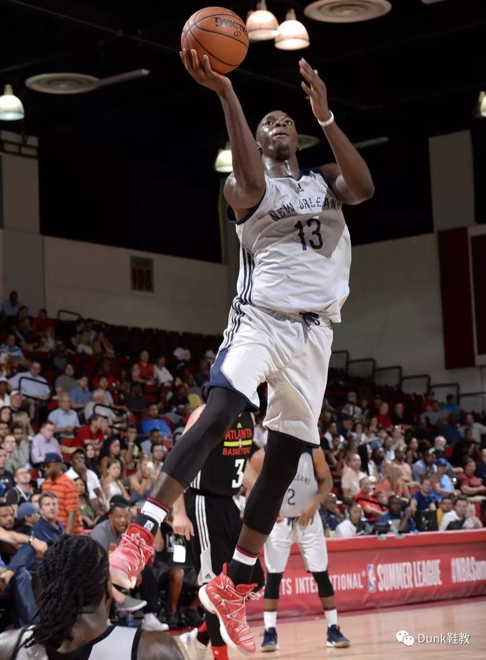 开云官网-西班牙篮球联赛揭幕各队士气高昂