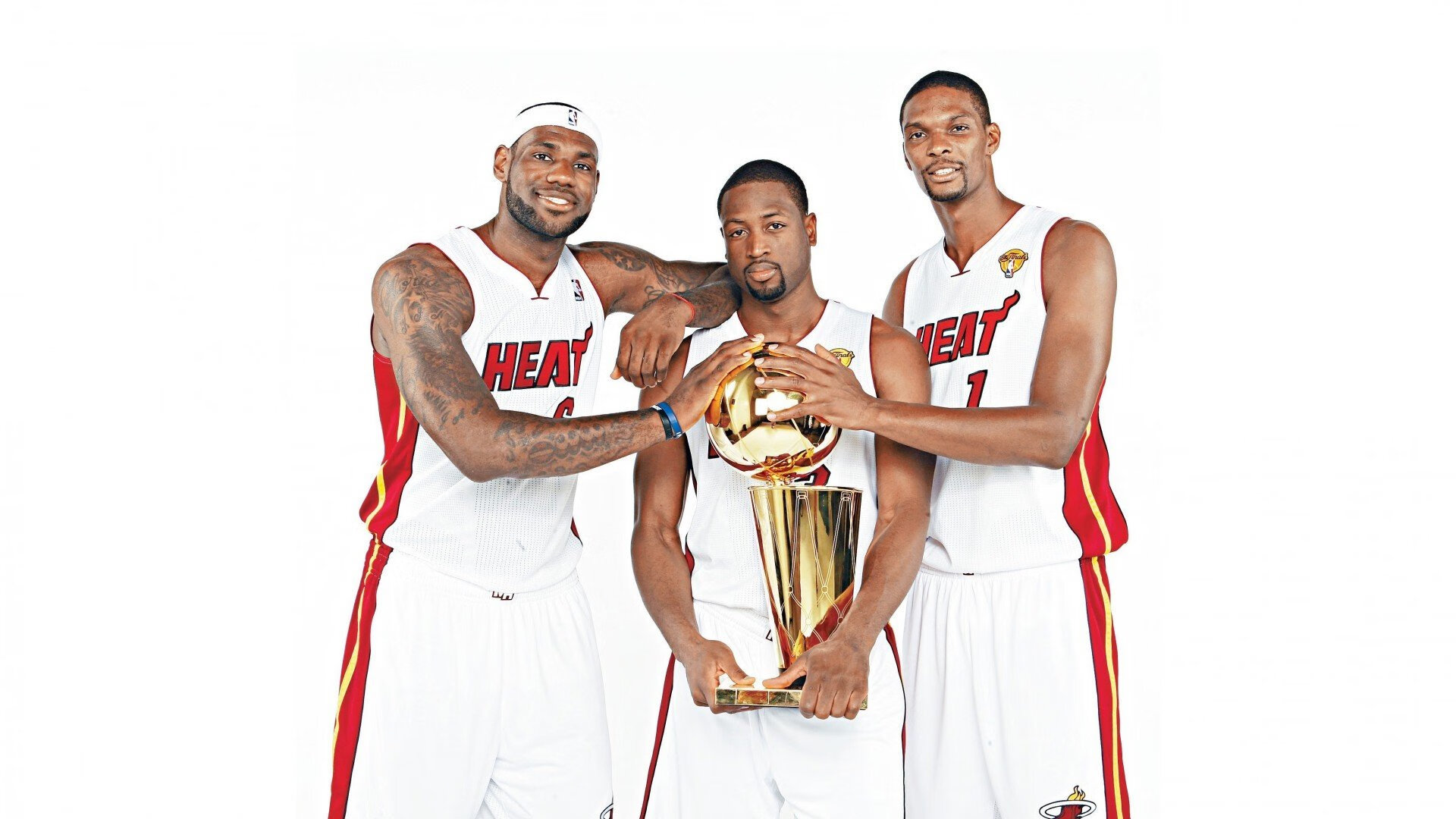 开云体育入口-孤胆英雄与团队绝杀，库里抢七封神与老鹰逆袭的宿命交响